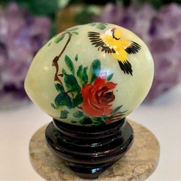 Vintage Hand Painted Green Jade Egg w Flowers Bird & Pink Roses Wood Stand 1.5" - Picture 6 of 12